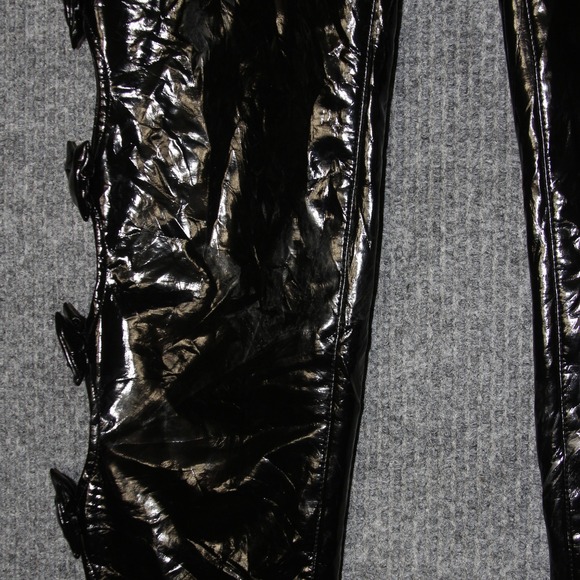 ROMI Womens Black Patent Bow Detail Cutout Leggings Pants Size M Vinyl Pants - Picture 5 of 6